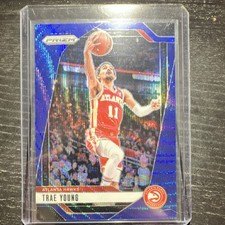 Panini 2024-25 Prizm Trae Young #84 Blue Prizm /125 Atlanta Hawks