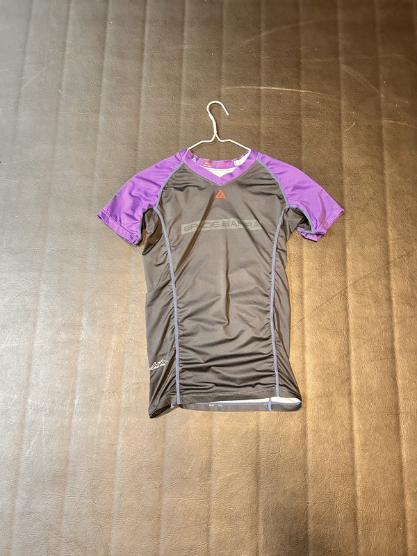Gracie Barra Small Women’s Short Sleeve Purple Ranked Rashguard