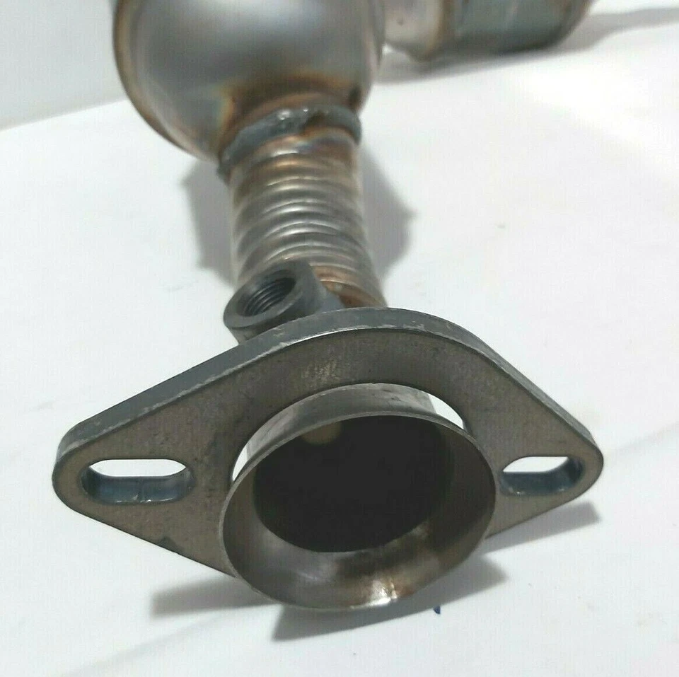 2001 2002 2003 Mazda B3000 3.0L V6 Front Catalytic Converter Foto 4 de 4