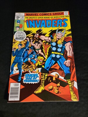 The Invaders #32 Marvel Comics