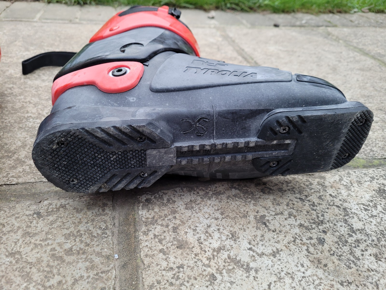 Tyrolia ntf womens ski boots size 7 eBay