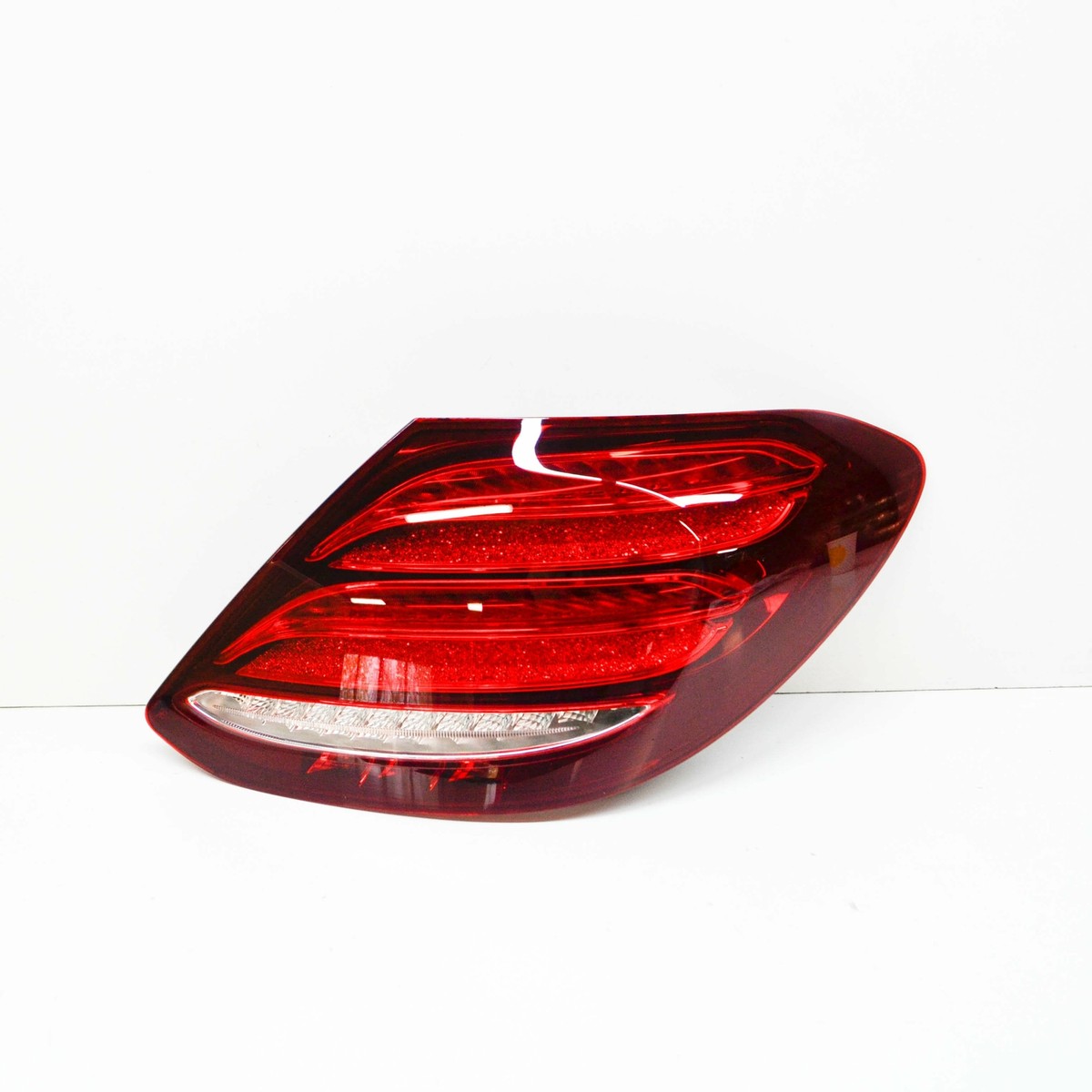 NEW MERCEDES-BENZ E W213 REAR RIGHT LED TAILLIGHT LAMP A2139067800