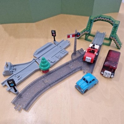 Tomy Capsule Plarail Sir Topham Hatt Winston Set Schienen Zubehörpaket