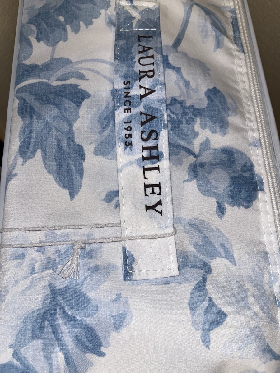 NIB 5 PIECES LAURA ASHLEY BLUE SHABBY CHIC TWIN XL SIZE COMFORTER