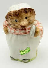 Beswick Beatrix Potter Mrs. Tiggy-Winkle BP2a Gold Oval Figurine England Figure