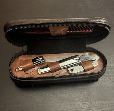 Men s Vintage 5 Piece Grooming Kit And Boot / Shoe Brush Combo