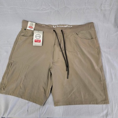 Wrangler ATG All Terrain Gear Mens Shorts Tan Khaki Stretch Hiking Size 42 NWT