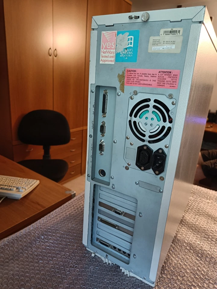 pc vintage big tower desktop Intel Pentium 90 Mhz - Immagine 4 di 4