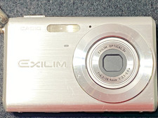 Casio EXILIM EX-Z60 6.0MP Digital Camera Silver with Battery No Charger (WORKS)