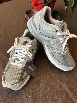 Mens Size 9 - 4E XWIDE New Balance 990v5 Made in USA Low Castlerock w/tag no box