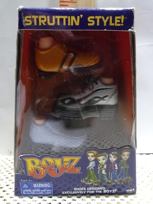 BRATZ Boyz Struttin Style Shoes Doll Accessories 2003 Sealed NEW