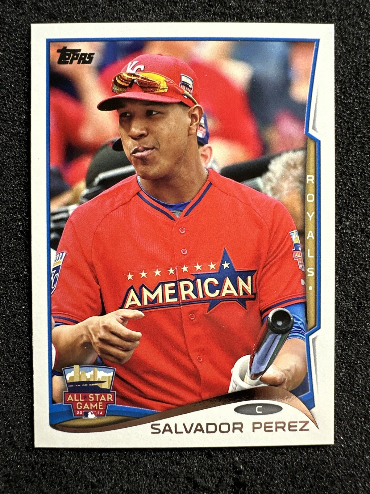 Salvador Perez trading card