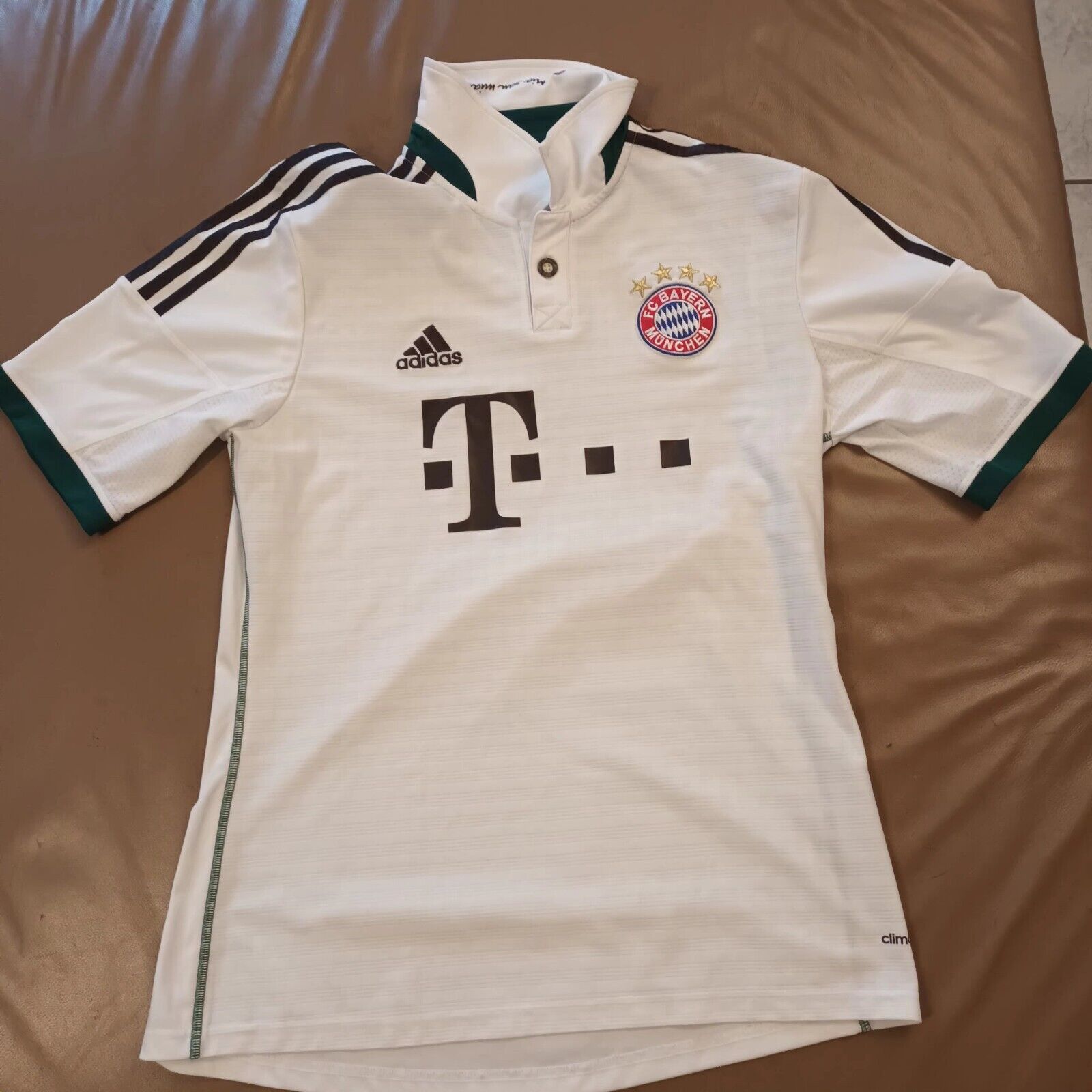 Bild 1 von 3