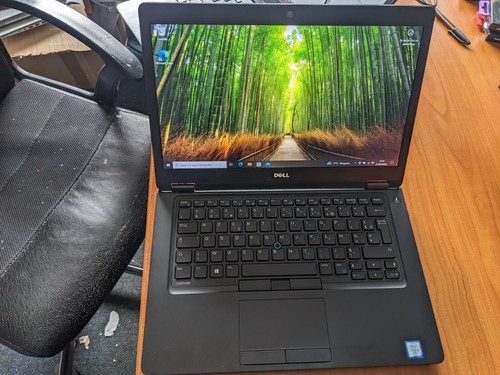 Portable DELL Latitude 5490 core i5-7300U RAM 8 Go SSD 256 Go 14" batterie neuve