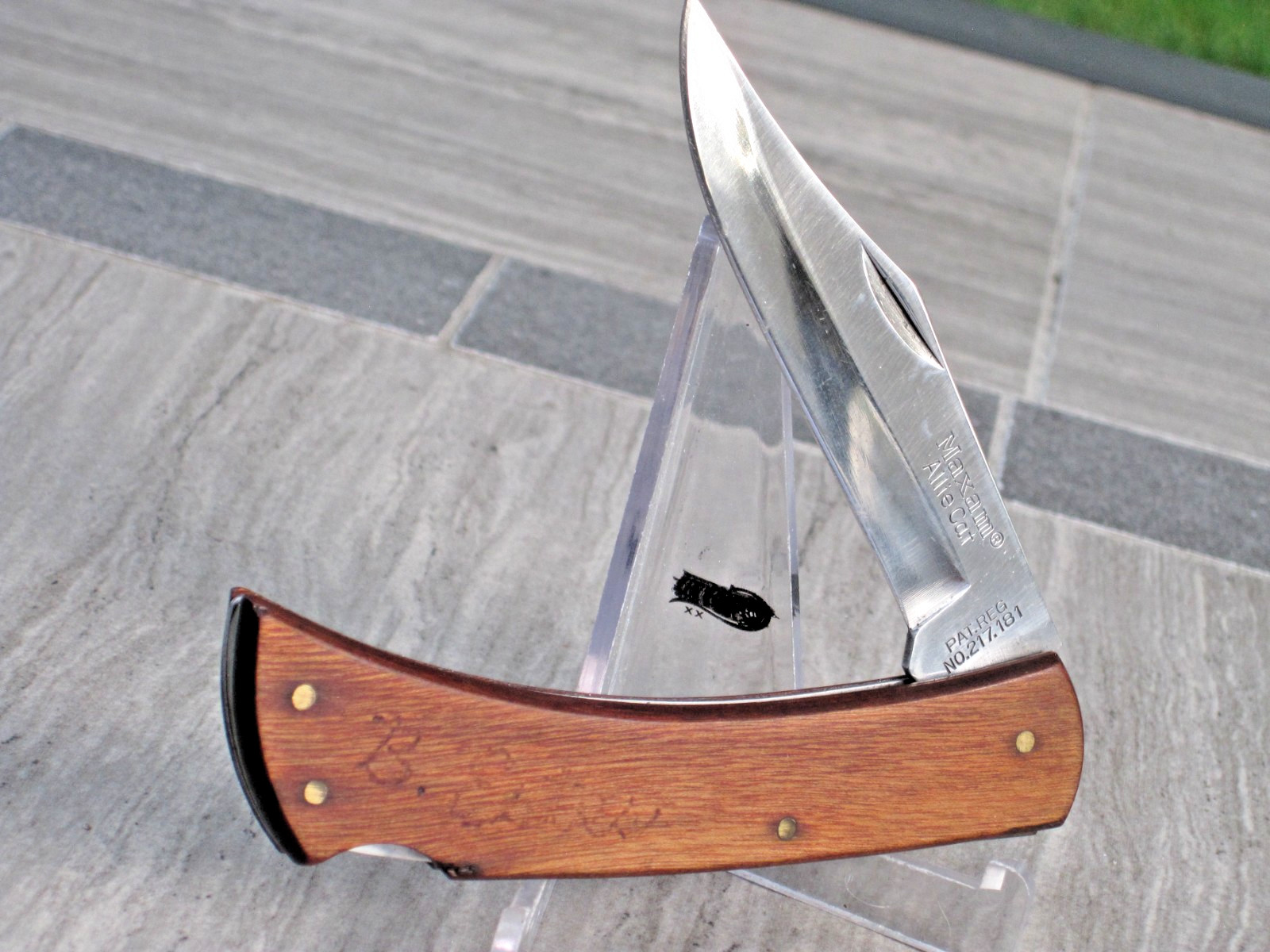 MAXAM Allie Cat Large-Frane Jacknife, Recent Vin