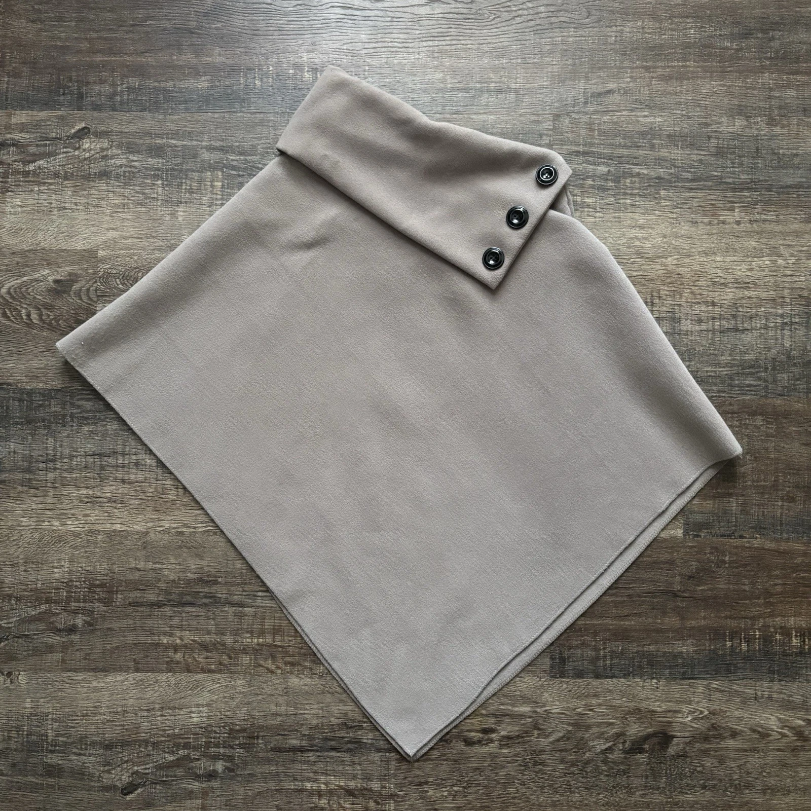 Made In Italy Vintage Style Cape Taupe Beige One Size Shoulder Cover Poncho