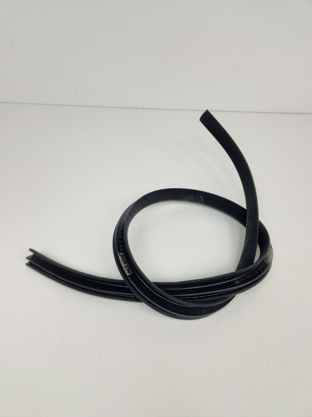 2015-2017 MCLAREN 675LT FRONT LEFT SIDE DOOR WEATHERSTRIP SEAL RUBBER STRIP OEM 