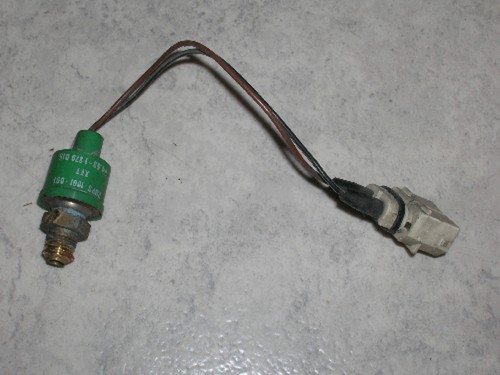 BMW 64531390070, 64531379015