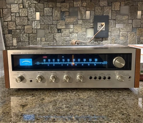 Vintage Pioneer SX-525 Stereo Receiver Tested And Working