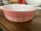 Vintage Pyrex 471   White Gooseberry Print on Pink   1 Pint Casserole  USA