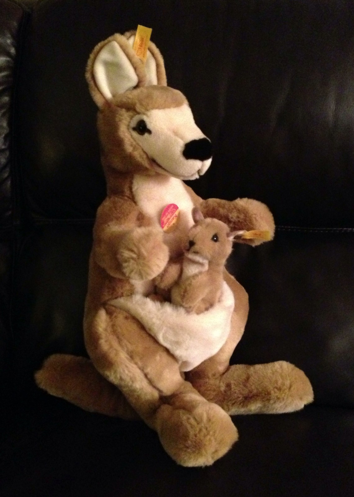 Steiff Kango Kangaroo With Baby Joey, 15 , 062711 Steiff Kango Kangaroo With Baby Joey, 15 , 062711