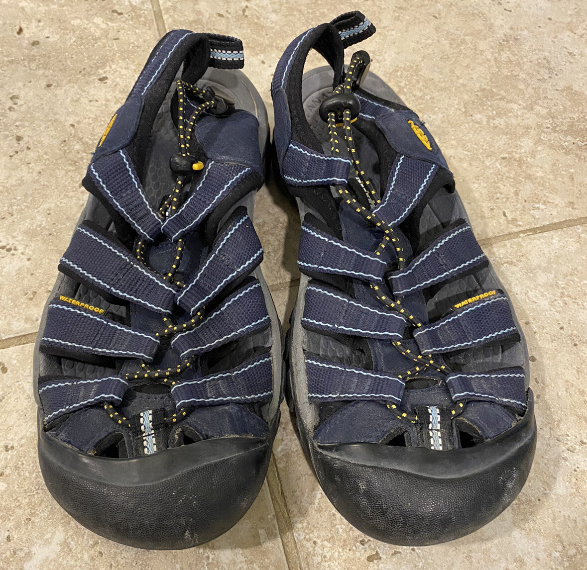 Sandali sportivi Keen Newport H2 blu navy XT 0805 scarpe da trekking impermeabili taglia 7 ottime condizioni