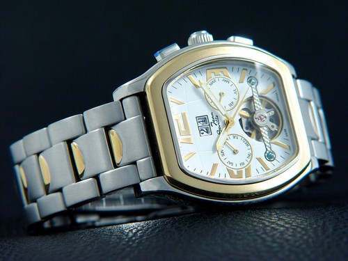 Montre Vintage Automatique Jean Revlin - Indication Mois Et Jour - Fabriquée En Suisse, Antichoc