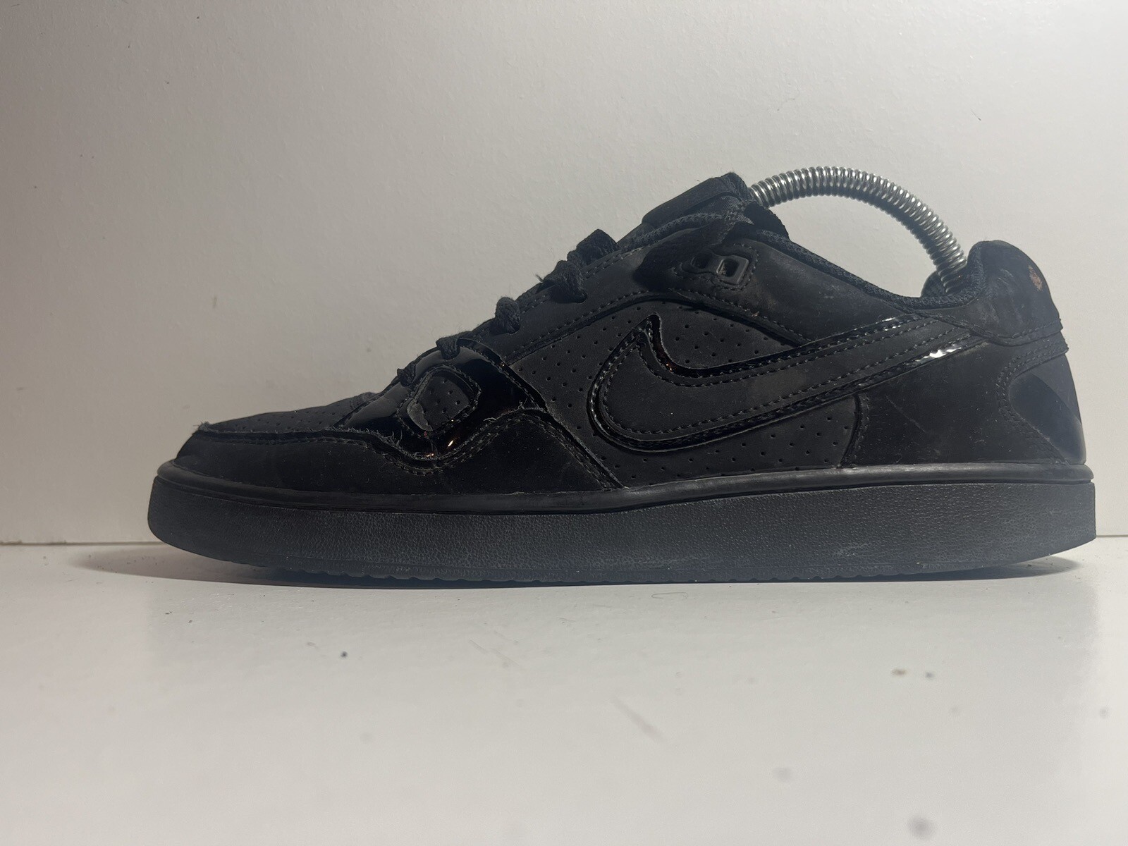 nike son of force low black