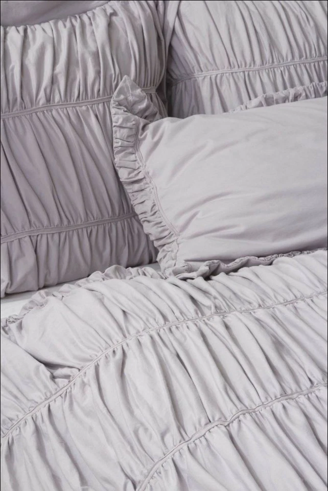 NUEVO Anthropologie Nimbus King Sham en gris Foto 2 de 3