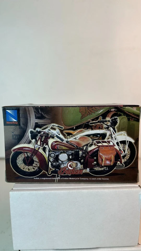 New Ray 1:32 Scale 1908 Indian Twin Racer Motorcycle - Image 3 of 4