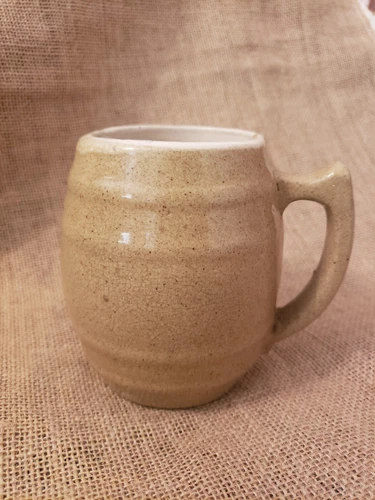 UHL #16 salt glazed tan barrel mug