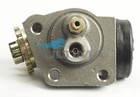 <!--F#f_0-->FRONT LEFT REAR LOWER WHEEL CYLINDER FOR TOYOTA HILUX RN20 RN25 RN30 1.6L 12R<!--F/-->