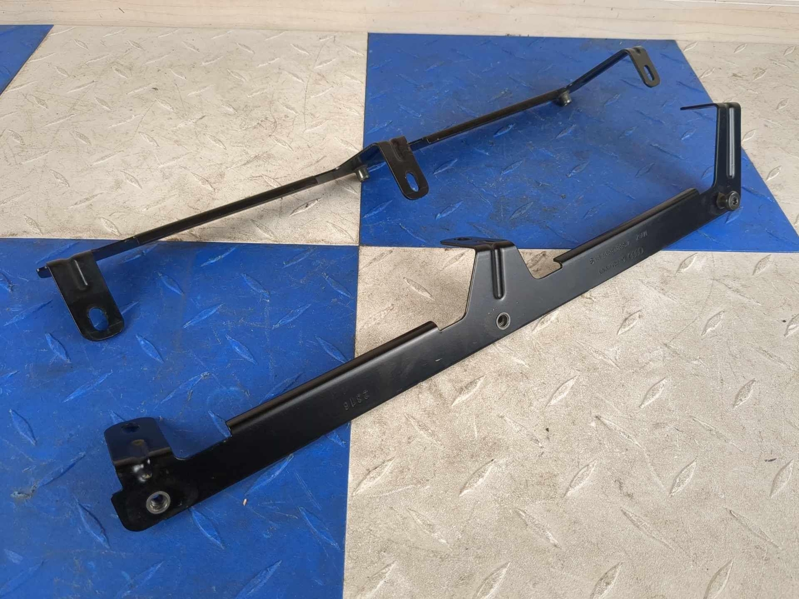 2017-2022 Audi R8 - OEM Engine Compartment Trim Brackets Left & Right 4S8813891