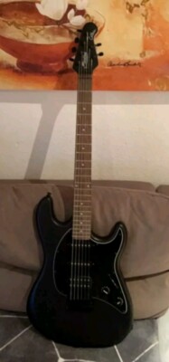 STERLING by Music Man SUB CT30HSS-SBKR1 Cutlass