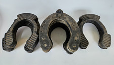 LOT de chaussures de cheval enduites de caoutchouc 3 tailles différentes