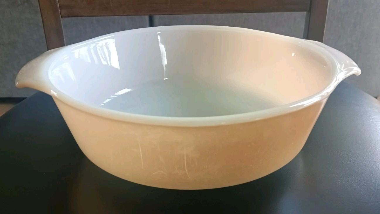 Lot Of 2 Fire-King  Peach Lustre 1.5Qt  Casserole Bowls, (1) Round (1) Oval, USA