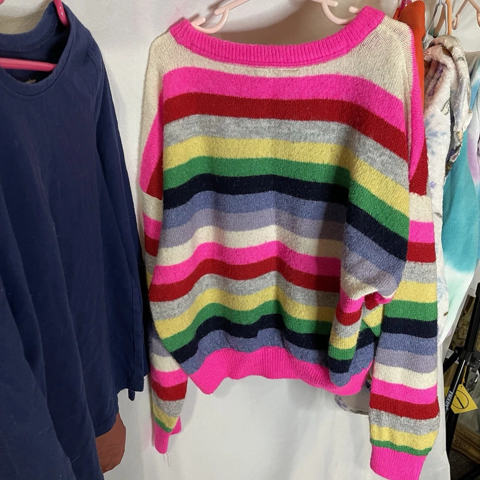 Girls Size 8 Lot Winter/ Puffer Jacket, Robe, Sweaters, Etc. MSRP$145 - Image 3 of 4