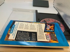 Vintage Shining Force CD Sega CD COMPLETE Manual and With reg card case damage