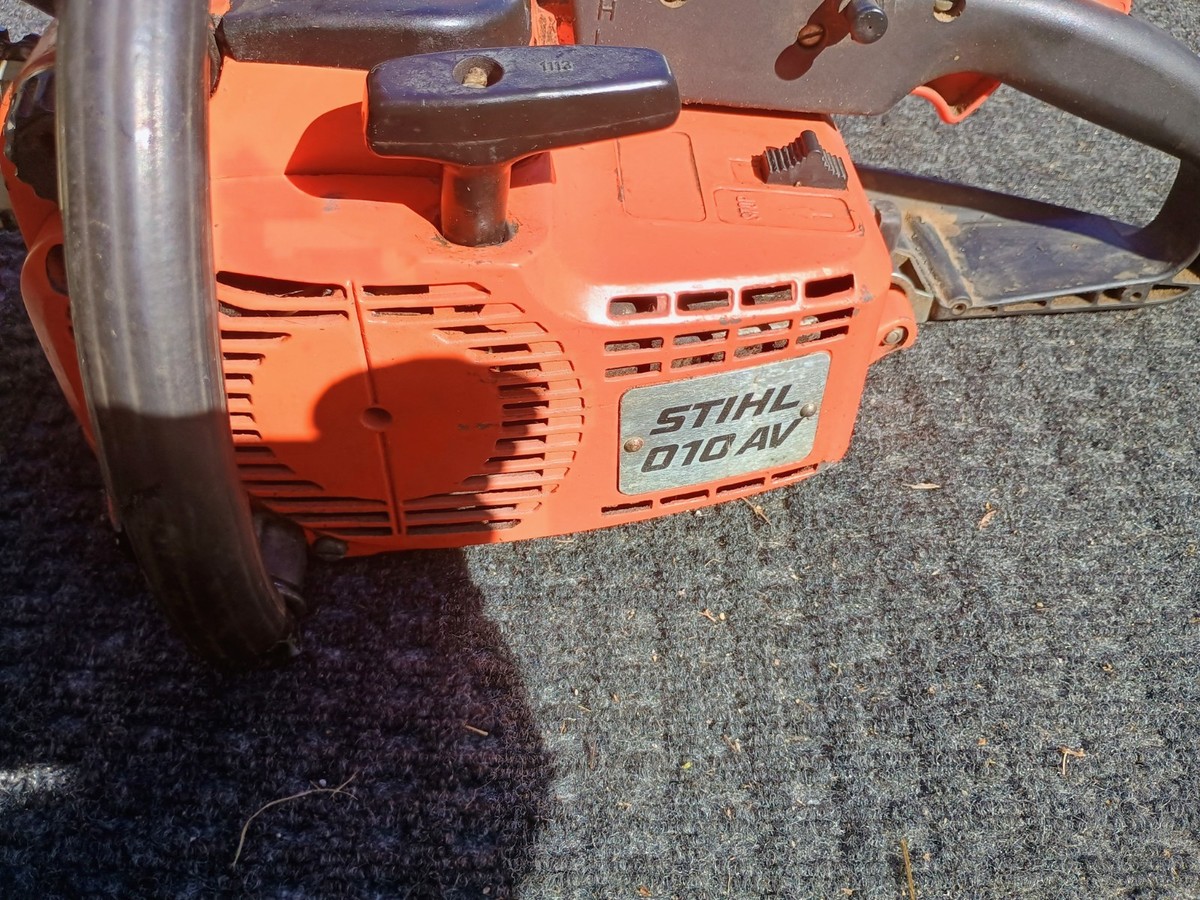 OEM Stihl 010AV Chainsaw With Bar and Chain Parts or Repair 010 AV
