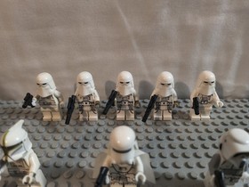 Lot Of 12 LEGO STAR WARS MINIFIGURE IMPERIAL HOVERTANK PILOT & Snow Troopers