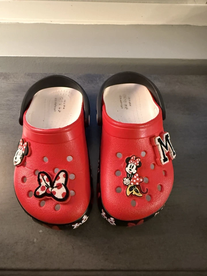 Disney Crocs 8C - Raro Minnie Mouse Foto 2 de 4