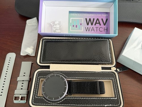 WAVwatch Wav Watch Model 2.0 Excellent Condition Sound Therapy Frequency Watch - Photo 3 sur 13