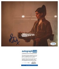 Ritu Arya ‘Umbrella Academy’ signed autographed 8x10 photo ACOA