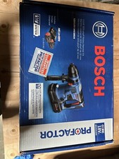 New Bosch PROFACTOR 18V Bulldog 1 1/4in Rotary Hammer Kit. 2 Batteries