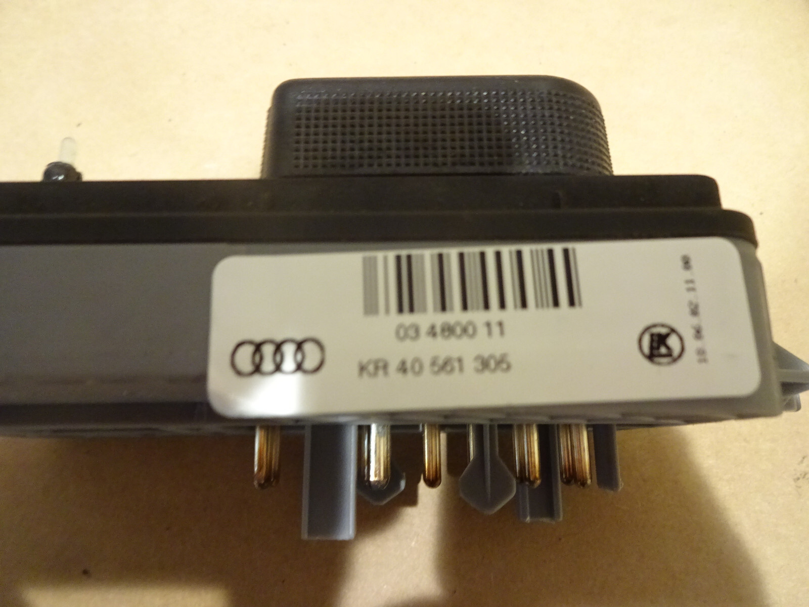 Ferrari 360,430,575 - RH Seat Control Switch - P/N 66329200