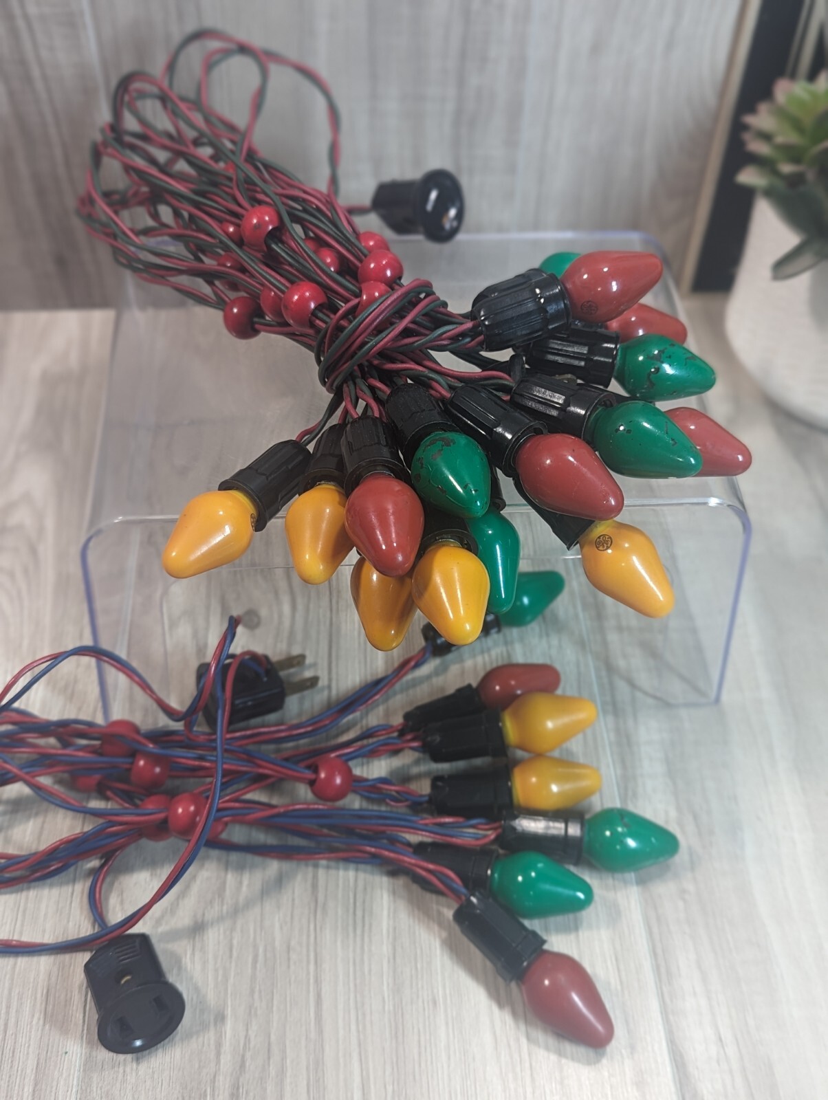 (22) VINTAGE CHRISTMAS LIGHTS STRANDS GE C7 MADE IN USA Red Green