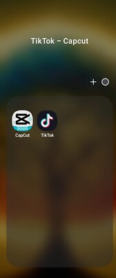 TIKTOK and CAPCUT installed on Galaxy Note 5G.