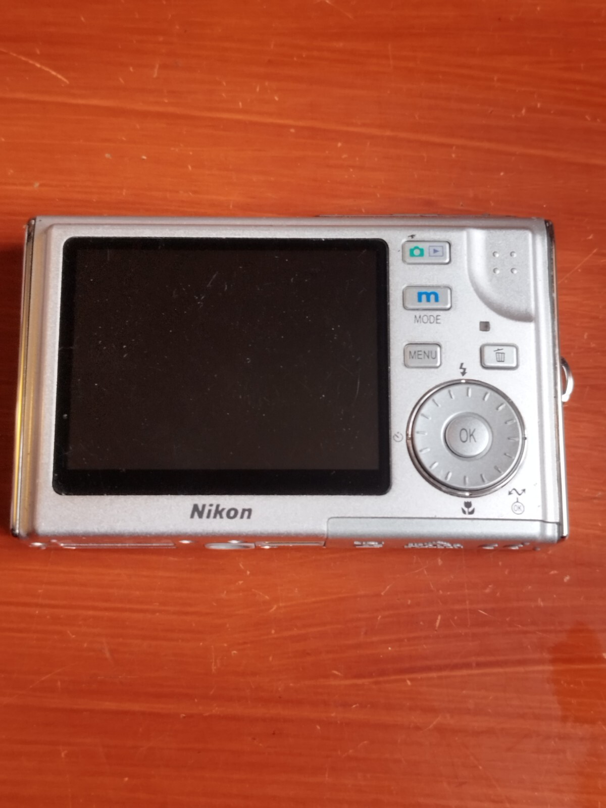 Nikon coolpix S5