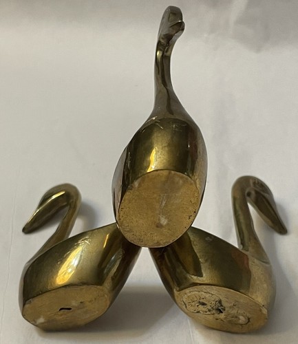 Rare Vintage Brass Three Swan Raised Trivet Decor Figurine / Small Plant Holder - Picture 4 of 7