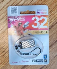 SP Silicon Power USB 2.0 32GB Flash Drive Memory Stick Touch 851 NEW SEALED